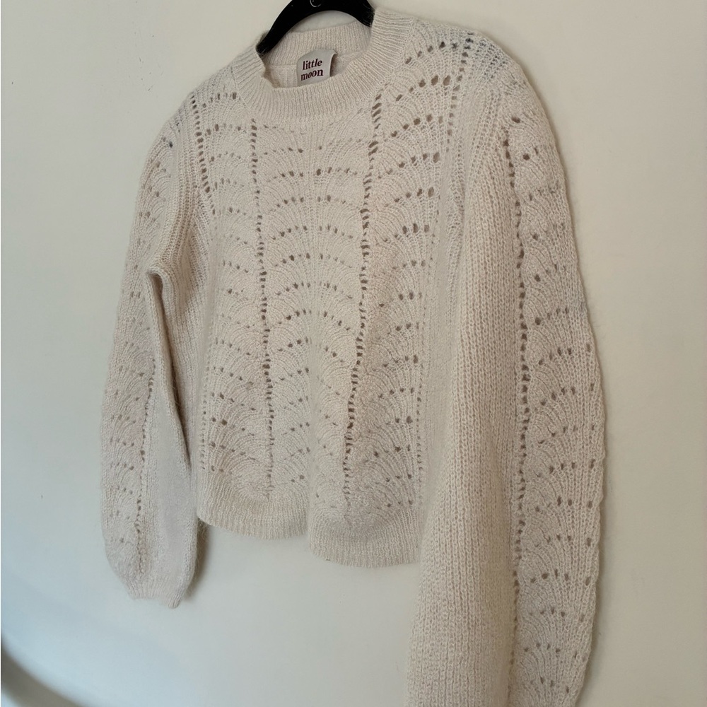 Aritzia Little Moon Cream Mohair Balloon Sleeve Cropped Sweater - Picture 2 of 13